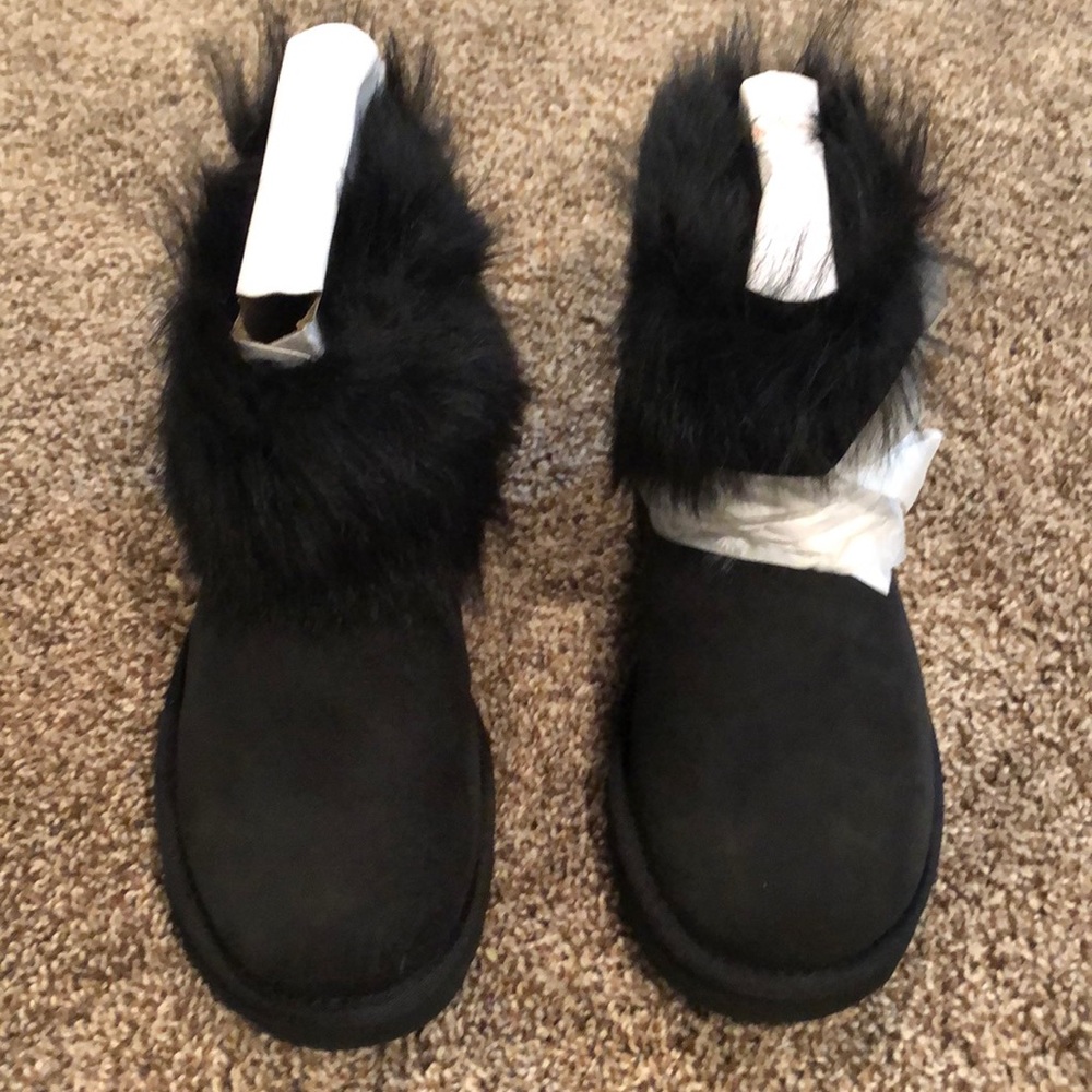 NIB size 6 women’s mini toscana black orig $190